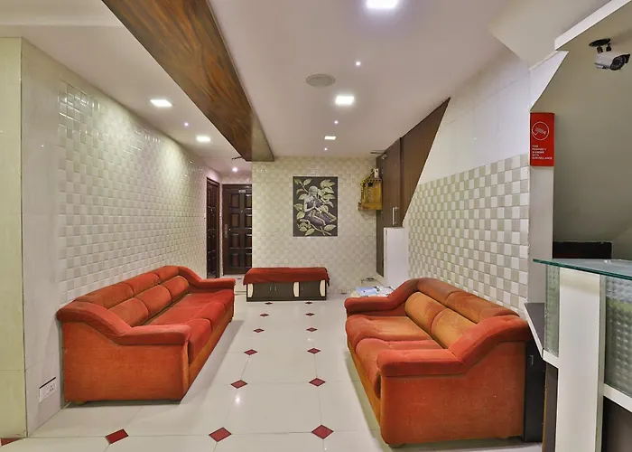 Hotel O S K Rajkot